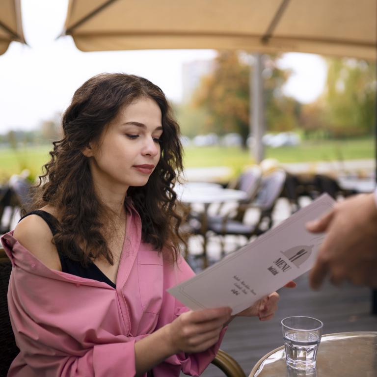 Summer rush? 5 tips to help your hospitality business thrive